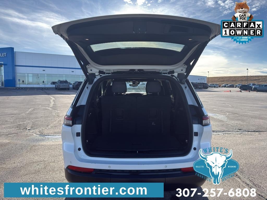 2024 Jeep Grand Cherokee L Altitude 4x4