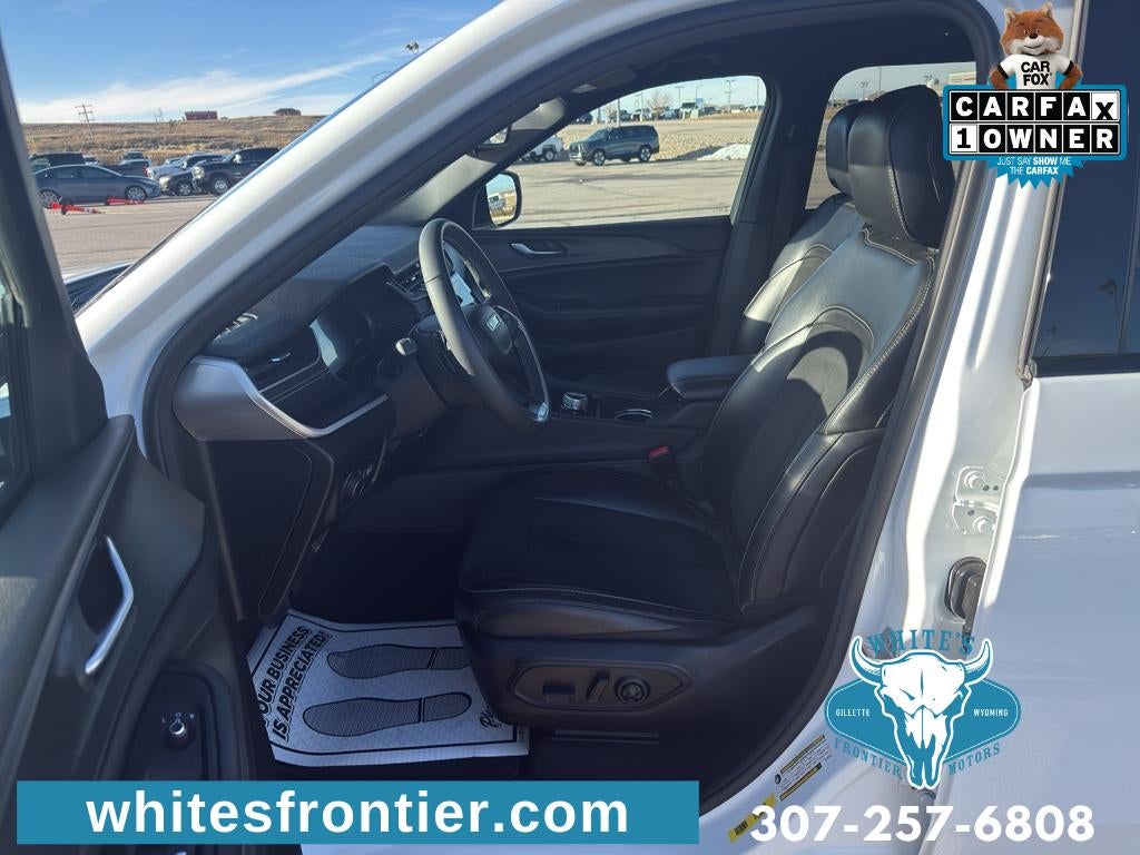 2024 Jeep Grand Cherokee L Altitude 4x4