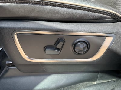 2019 RAM 1500 Limited Crew Cab 4x4 5'7" Box