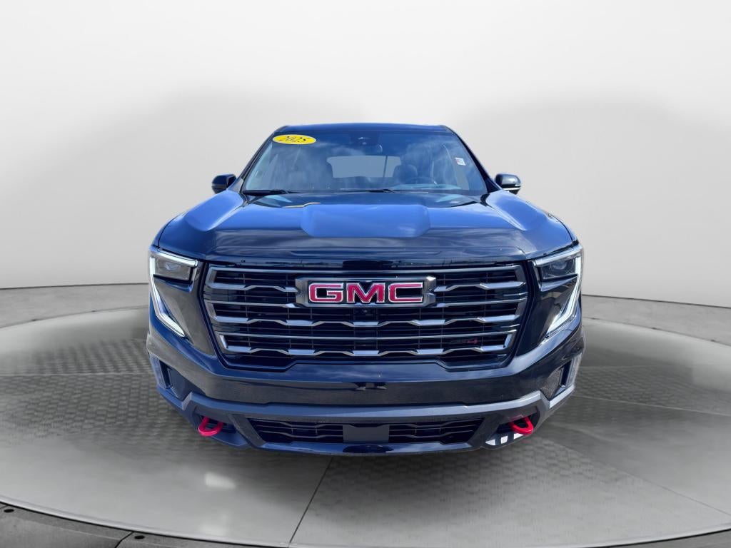 2025 GMC Acadia AT4