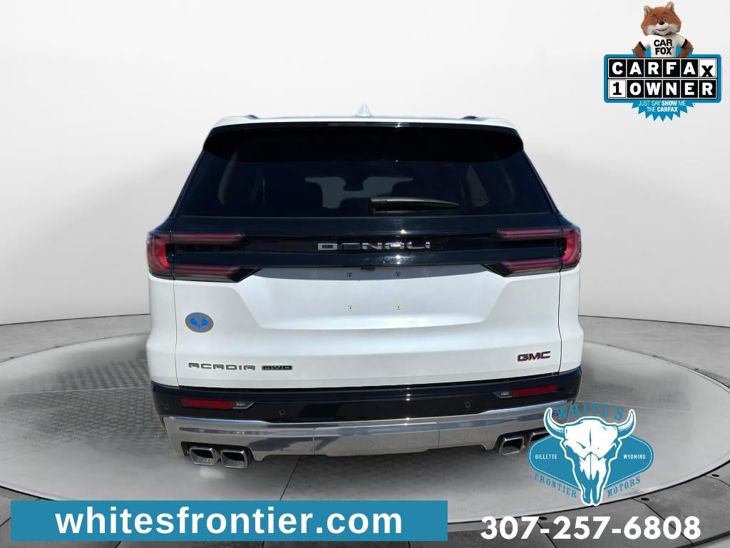 2024 GMC Acadia Denali