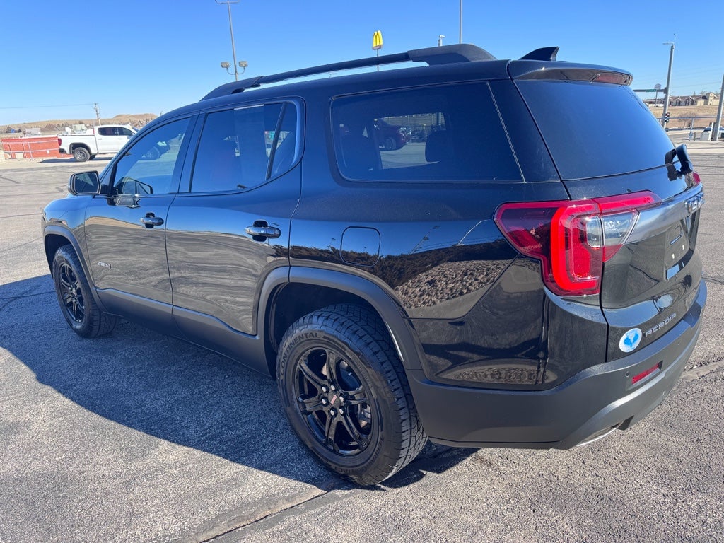 2023 GMC Acadia AT4