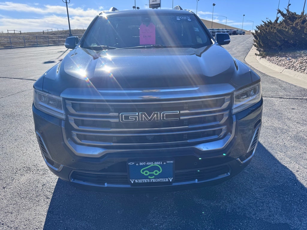 2023 GMC Acadia AT4