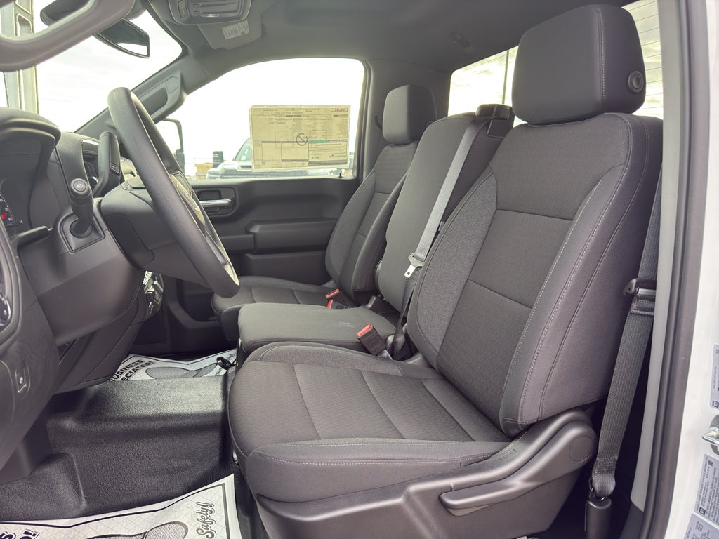 2025 GMC Sierra 2500 HD Pro