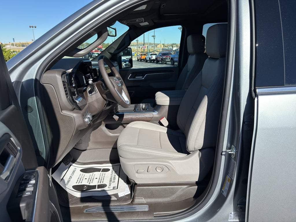 2026 GMC Sierra 3500 HD SLT