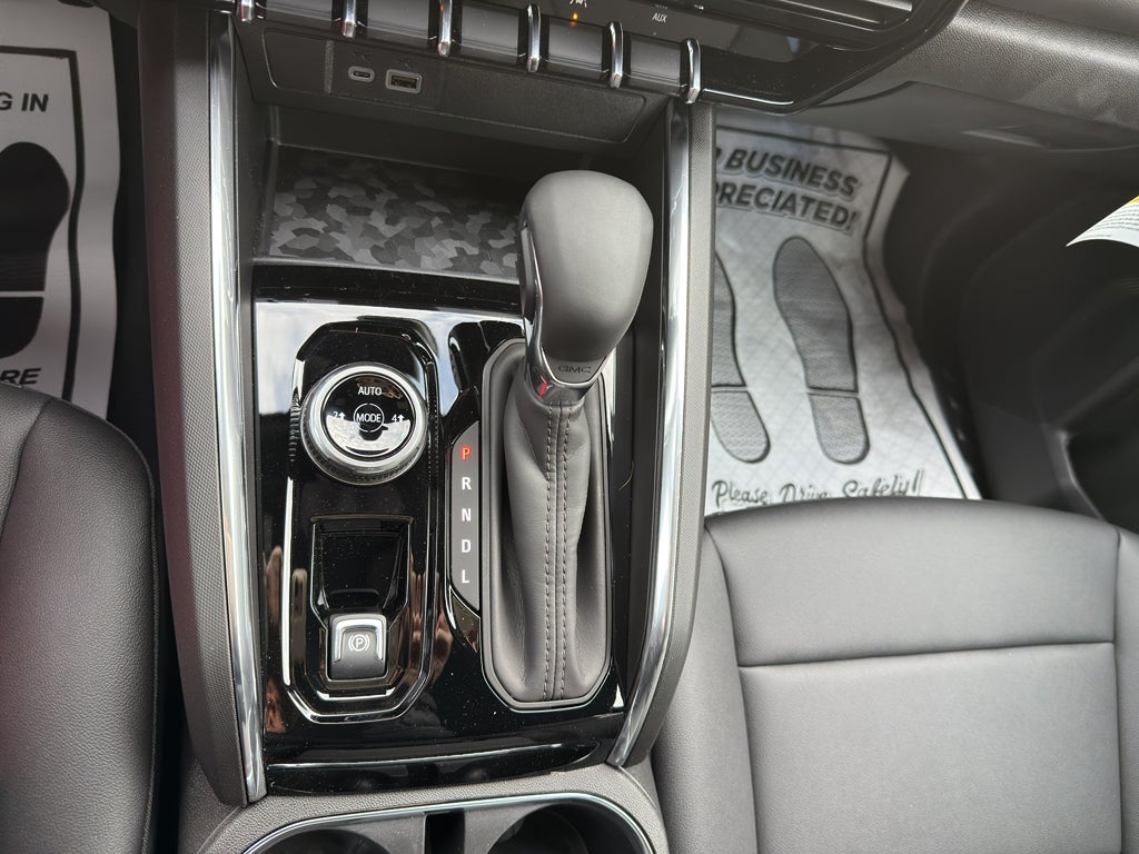 2025 GMC Canyon Elevation