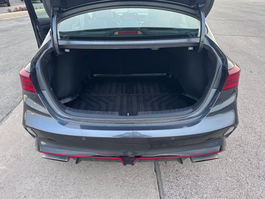 2022 Kia Forte GT Manual