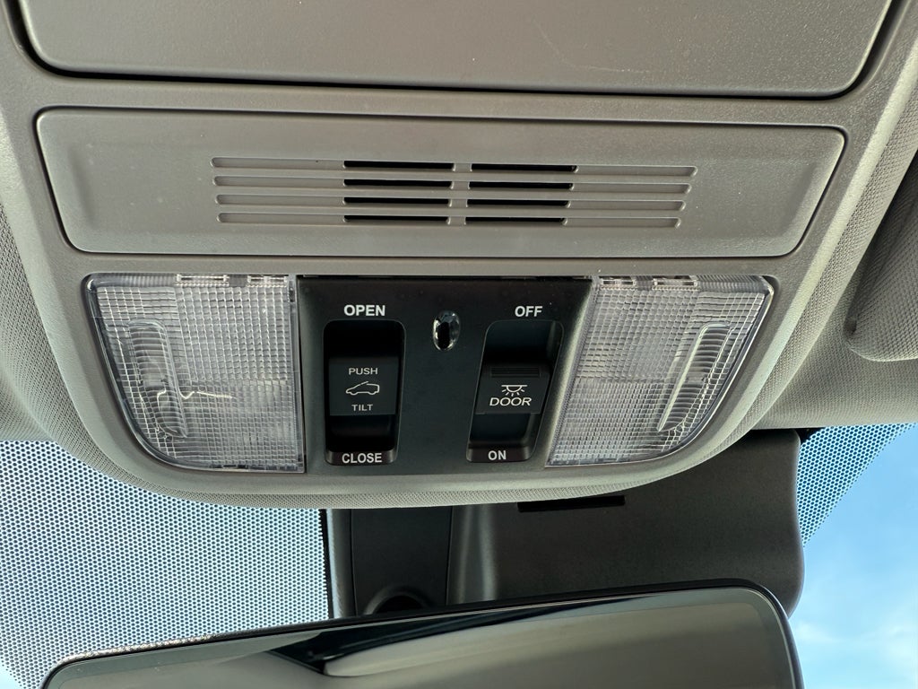 2022 Honda Pilot AWD Black Edition