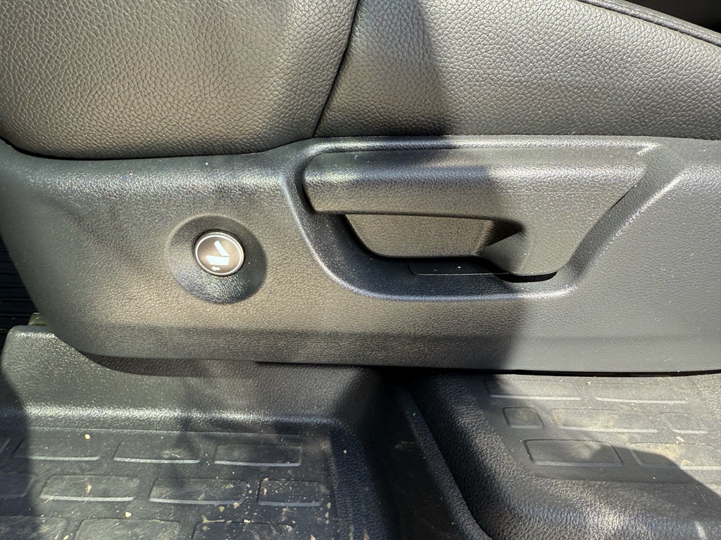 2022 Honda Pilot AWD Black Edition