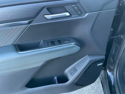 2025 GMC Acadia AT4