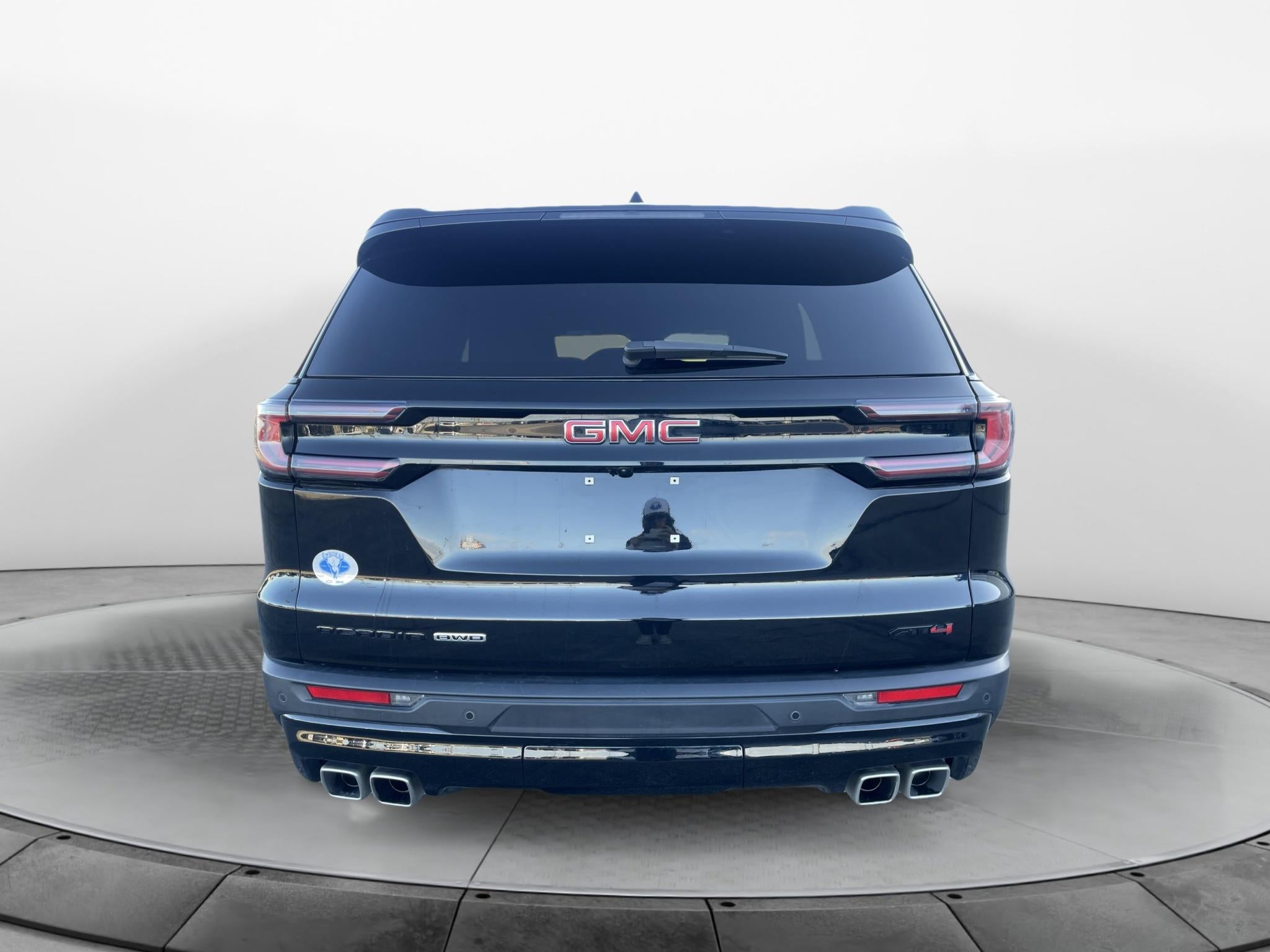 2025 GMC Acadia AT4