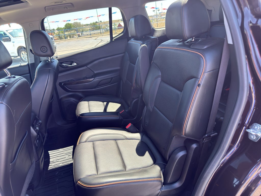 2021 GMC Acadia AT4