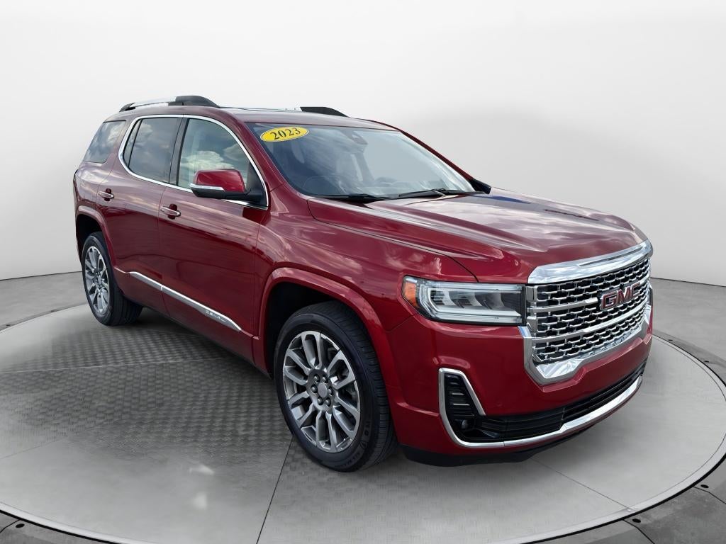 2023 GMC Acadia Denali