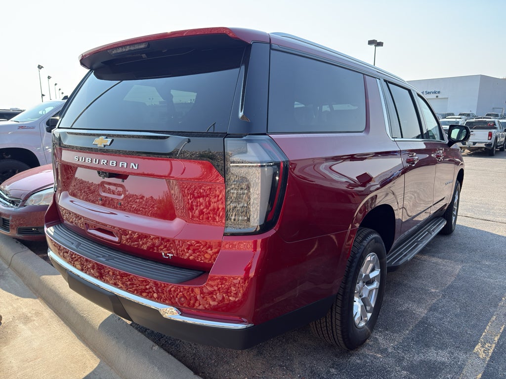 2026 Chevrolet Suburban LT