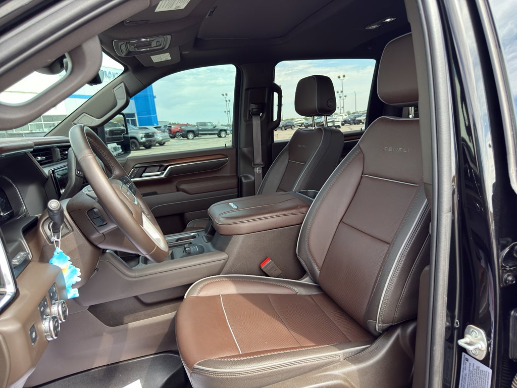2025 GMC Sierra 3500 HD Denali DRW