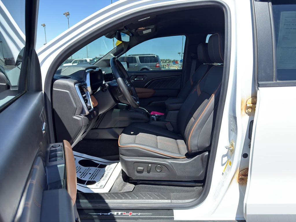 2024 GMC Canyon AT4