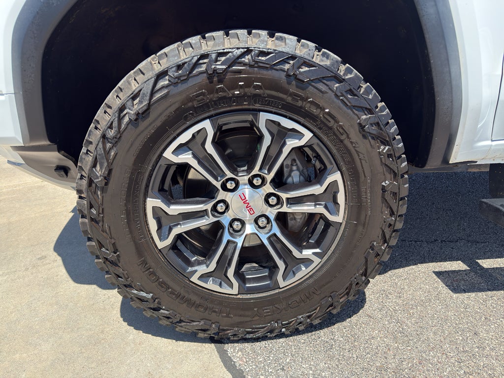 2024 GMC Canyon AT4