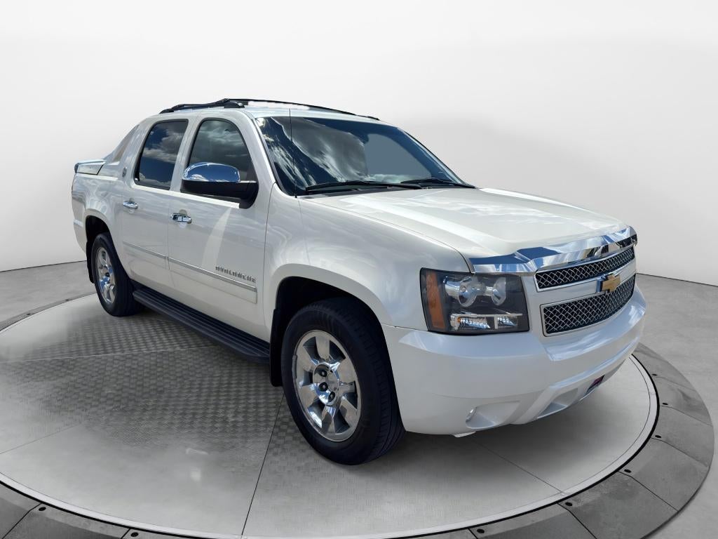 2013 Chevrolet Avalanche LTZ